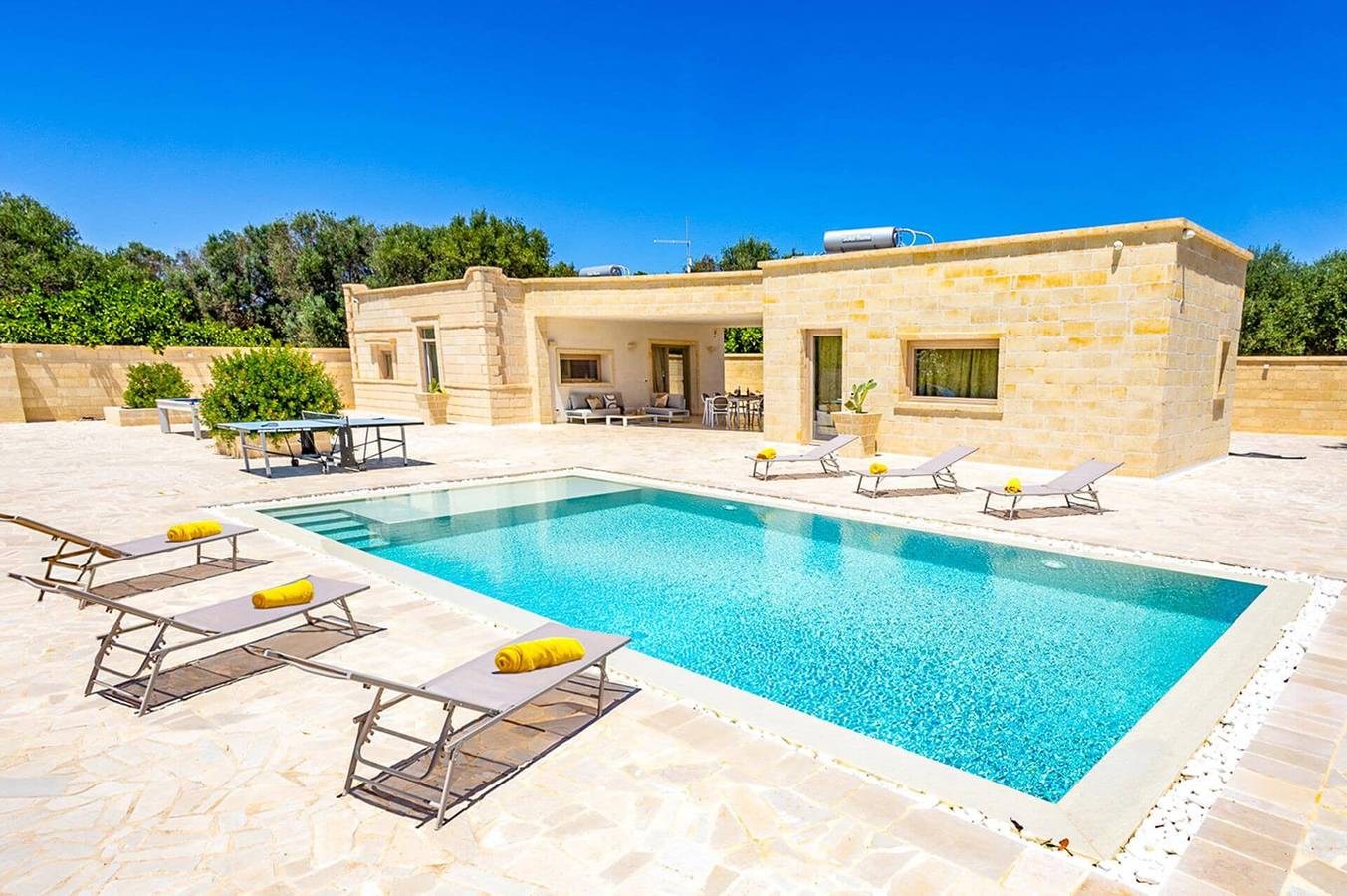Villa für 8 Personen mit Garten in Carovigno, Salento