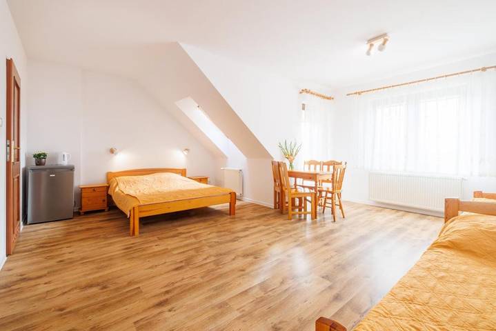 Apartament wakacyjny dla 2 osób, z balkon i widok w Krynica Morska
