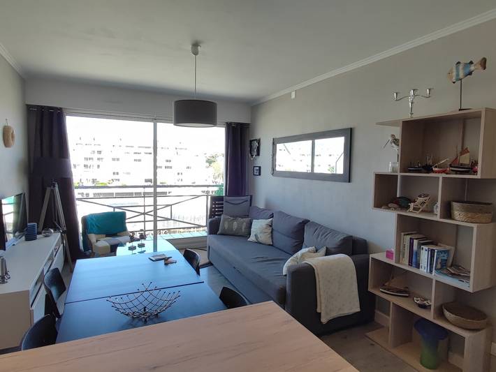 Gîte pour 4 personnes, avec balcon dans Plage du Nau - 2