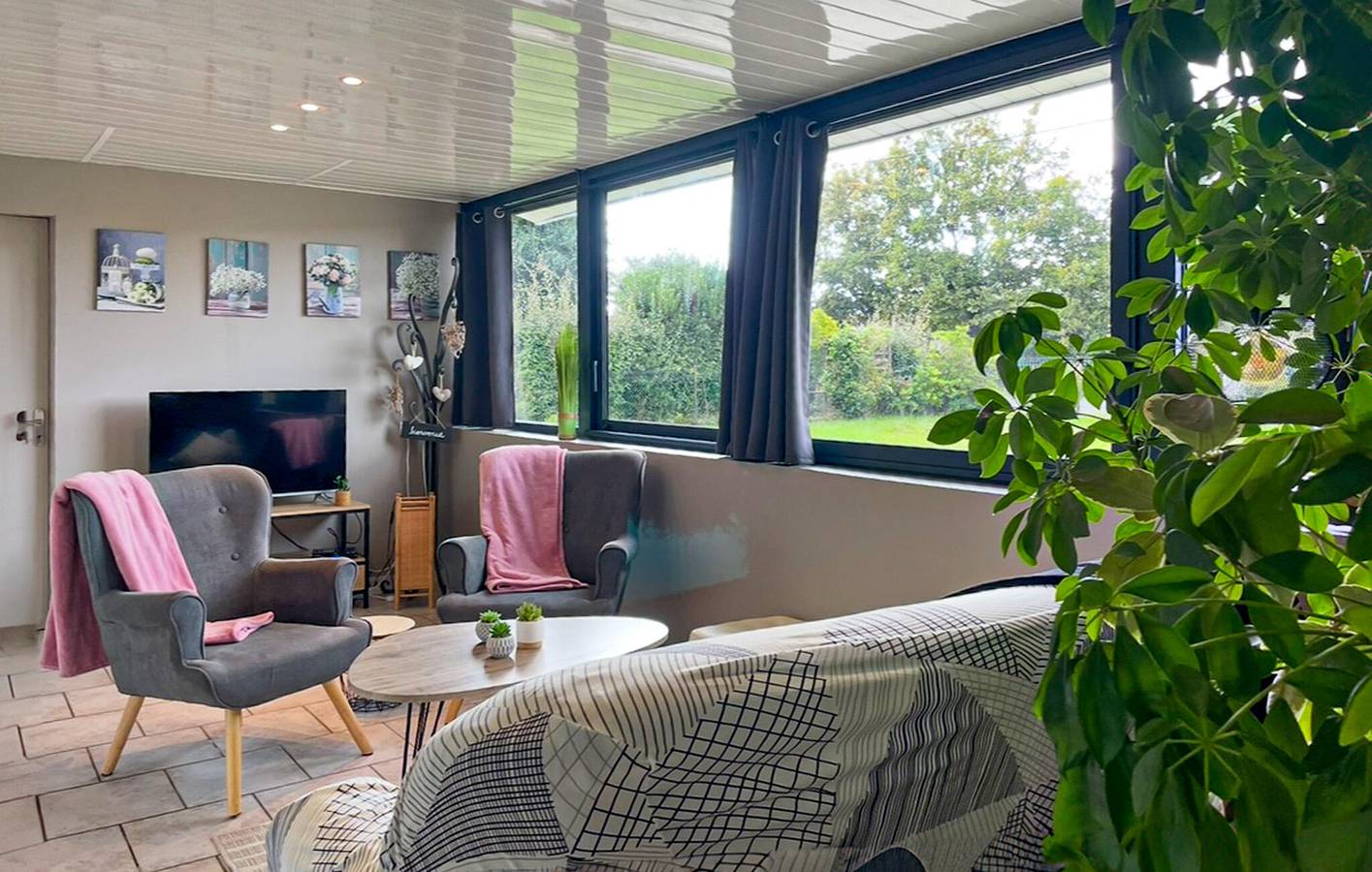 Moderno apartamento con piscina y aparcamiento, a poca distancia de Le Porge in Le Porge, Lesparre-Médoc region