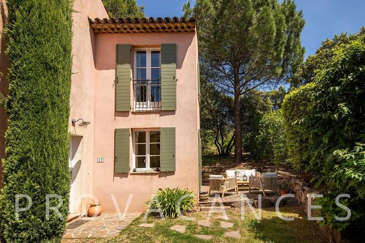 Lovely holiday home close to golf and the Mediterranean in La Motte, Costa mediterránea (Francia)