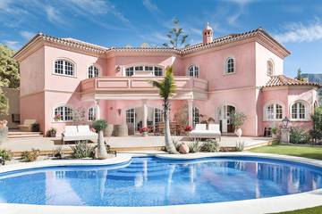 Villa für 8 Personen, mit Garten und Balkon sowie Whirlpool in Adeje