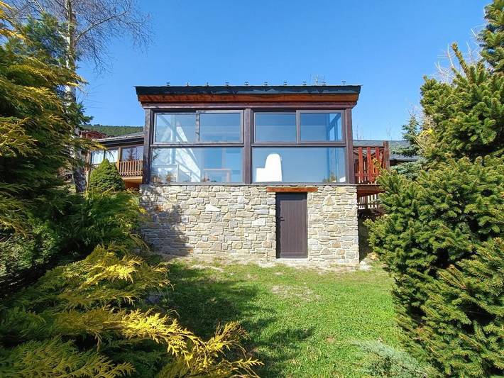 Casa de vacaciones para 6 personas, con vistas además de jardín y vistas al lago - 1
