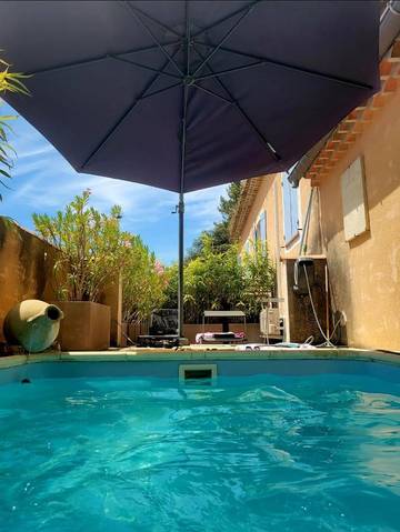 Cottage pour 2 personnes, avec vue et jardin ainsi que piscine et terrasse à Beaumes-de-Venise