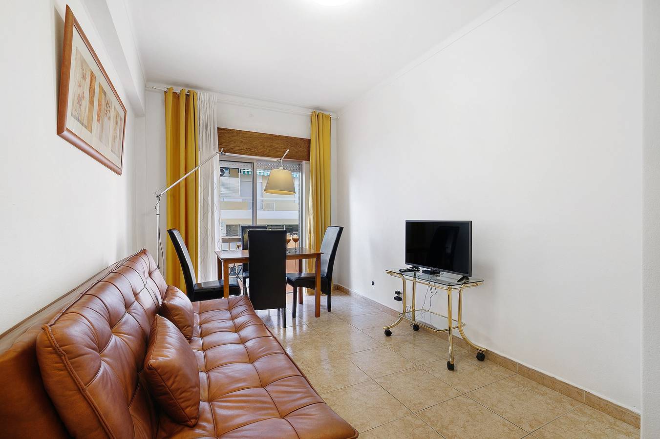 Appartamento intero, Appartamento 'Happy House Central' con terrazza privata, balcone e Wi-Fi in Sé (Faro), Faro Portogallo