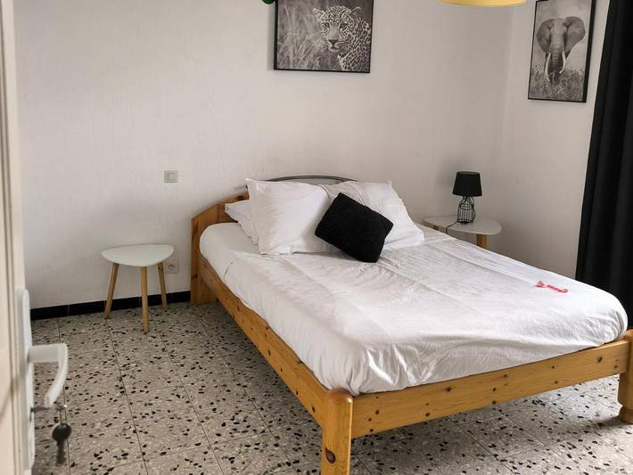 Gîte pour 2 personnes, avec piscine et vue ainsi que jardin et terrasse à Rivesaltes - 2