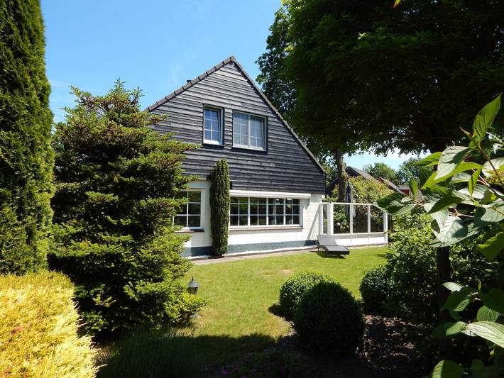 Ferienhaus für 4 Personen, mit Terrasse und Garten - 1