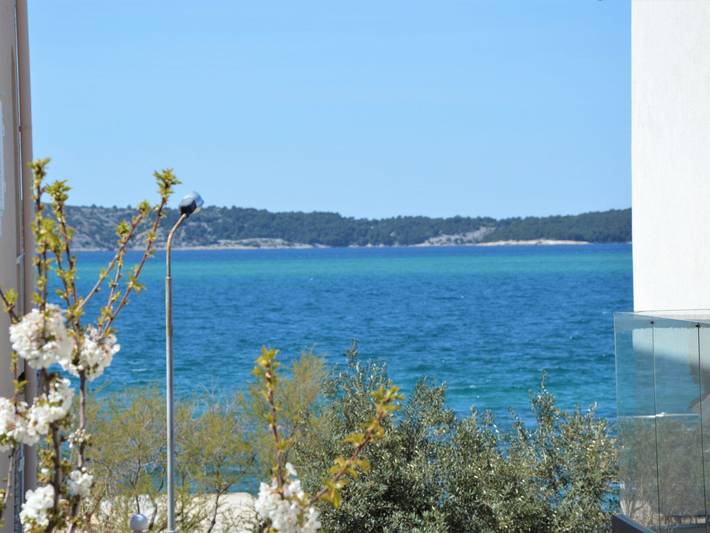 Ferienwohnung für 6 Personen, mit Balkon in Grad Šibenik