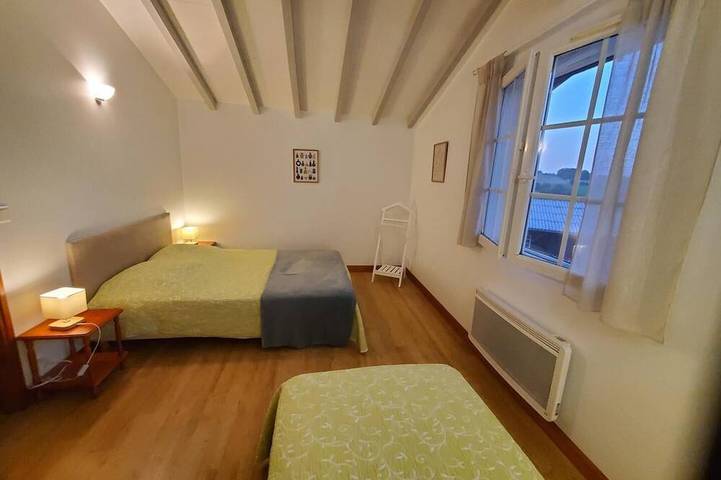 Location de vacances pour 5 personnes, avec jardin à Mendionde - 4