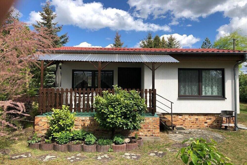 Ganze Wohnung, Bungalow im Spreewald mit Terrasse und Rasen in Jessern, Schwielochsee