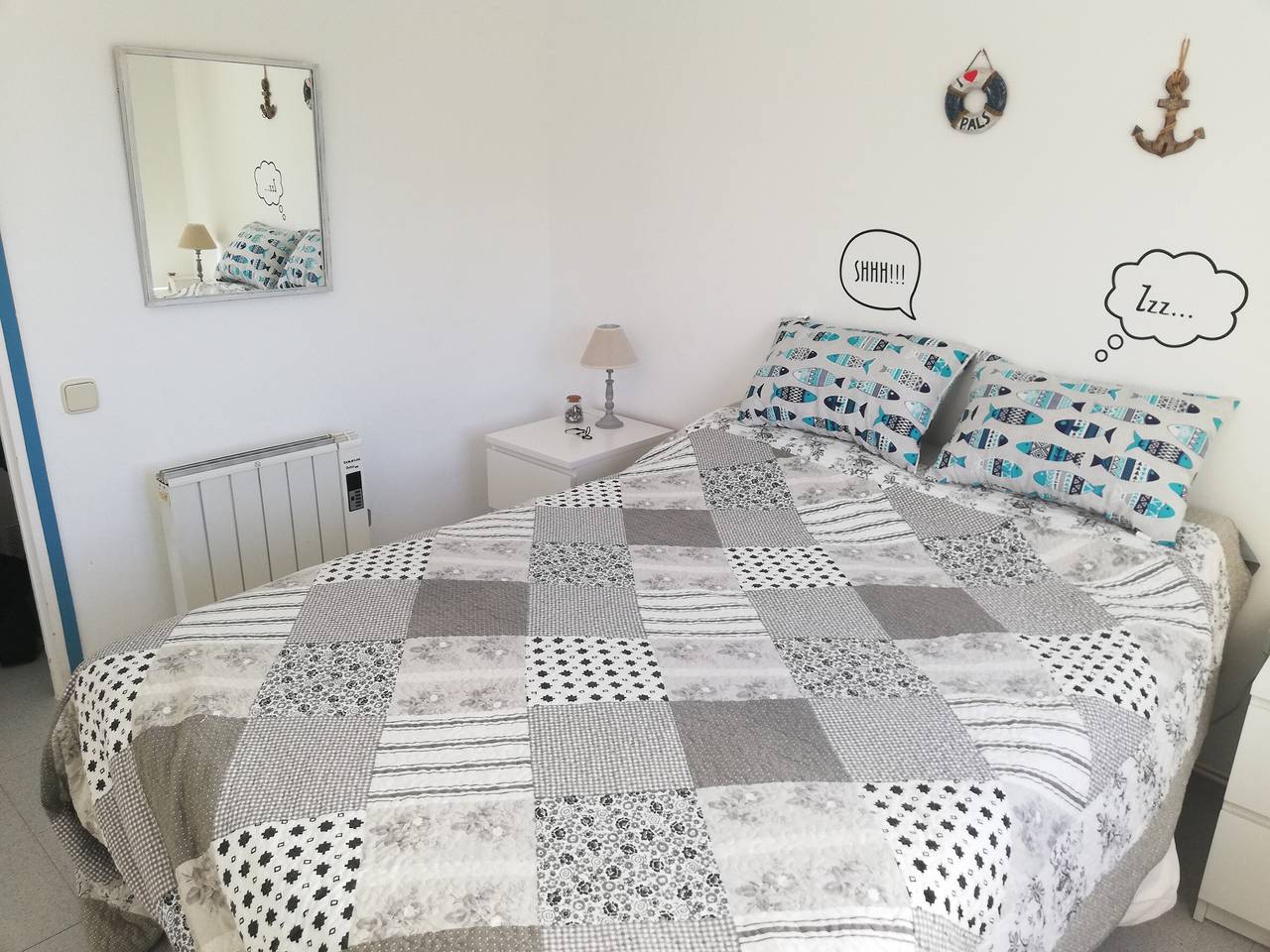 Ganze Wohnung, Helle Wohnung in Playa de Pals mit Gemeinschaftspool in Pals, Costa Brava
