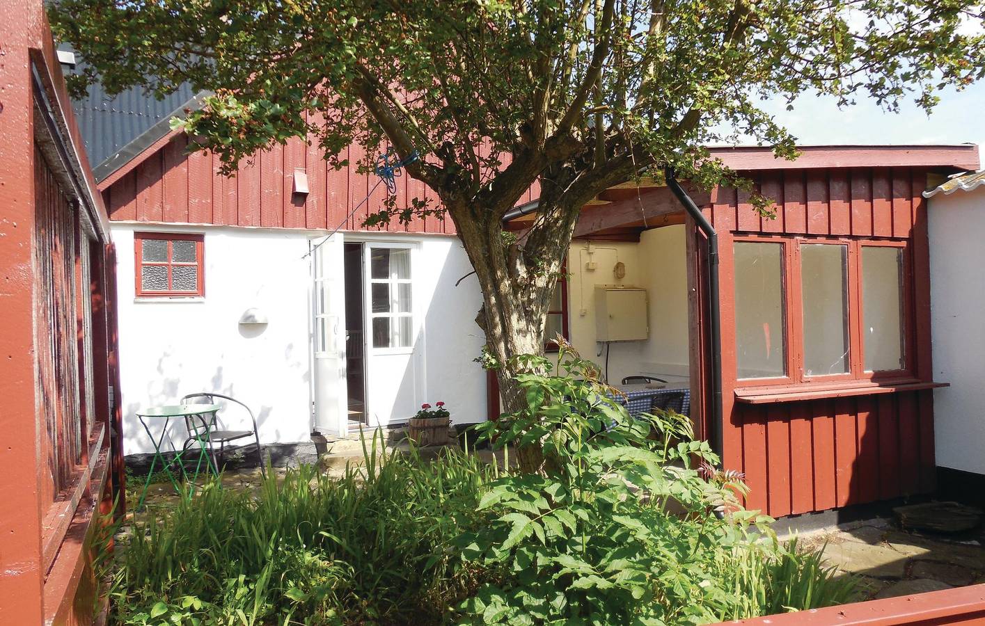 Ferienhaus für 4 Personen mit Terrasse in Skillinge, Österlen