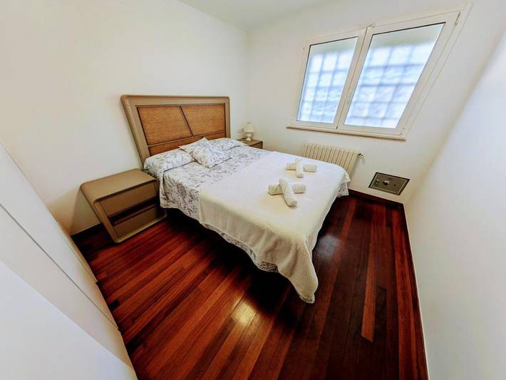 Casa rural para 8 personas, con Balcón además de Terraza y Vistas en Sarria - 3