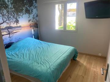 Gîte pour 4 personnes, avec vue et jardin à Mardié