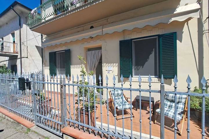 Apartamento entero, ViaGiotto A welcoming and well-kept apartment in Tuscany, in Certaldo, Chianti
