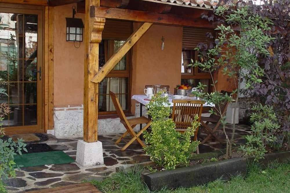 Classic Double Room: Double studio, with capacity for two people. in Olmedo (Spain), Valladolid Province