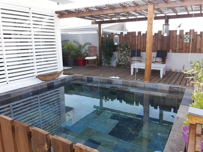 Chambre d’hôte pour 2 personnes, avec piscine ainsi que jardin et vue, animaux acceptés sur l' Île de la Réunion - 3