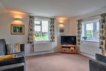 Villa for 5 People in Wellington Without, South West England, Photo 3