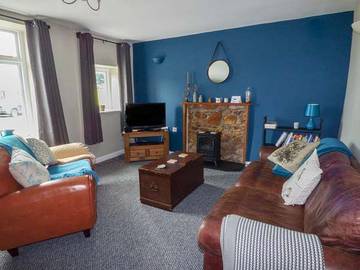 Holiday Home for 6 People in Swansea region, Photo 1