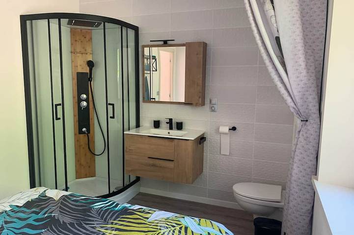 Gîte pour 2 personnes, avec terrasse et jardin à Barjac - 3