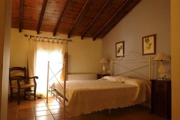 Casa rural para 2 personas, con terraza y jardín en Requena-Utiel - 2