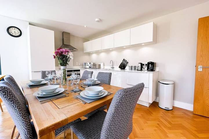 Holiday apartment for 7 people, with pool and hot tub as well as garden - 1