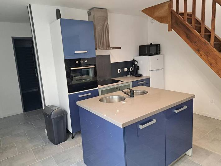 Location de vacances pour 4 personnes, avec jardin à Lens - 2