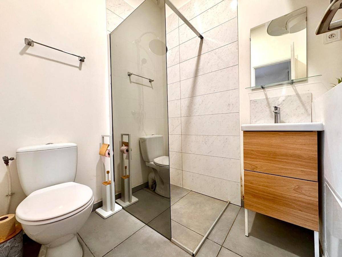 Appartement entier, Le cocon paisible de montereau 2 pers 350 m hôpital in Montereau-Fault-Yonne, Seine-et-Marne