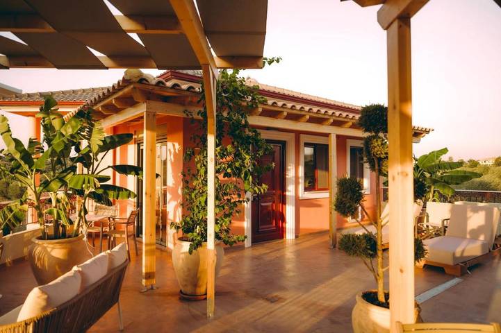 Ferienwohnung für 3 Personen, mit Balkon und Terrasse sowie Ausblick in Agios Ilias