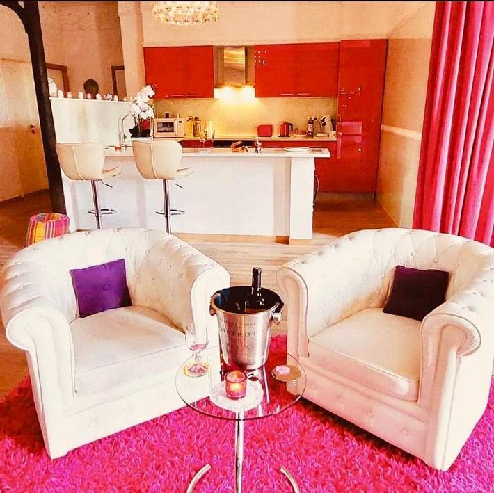 Gîte pour 2 personnes, avec jacuzzi ainsi que balcon et sauna à Verviers - 2