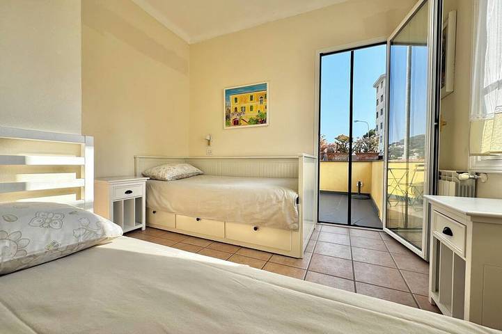 Gîte pour 6 personnes, avec jardin et terrasse à Vallecrosia - 3