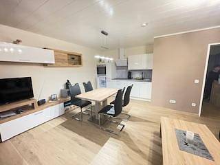Ferienwohnung für 4 Personen, mit Balkon und Balkon/Terrasse sowie Garten und Seeblick in Winterberg