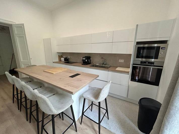 Gîte pour 6 personnes, avec vue et balcon dans Gare De Nimes - 2