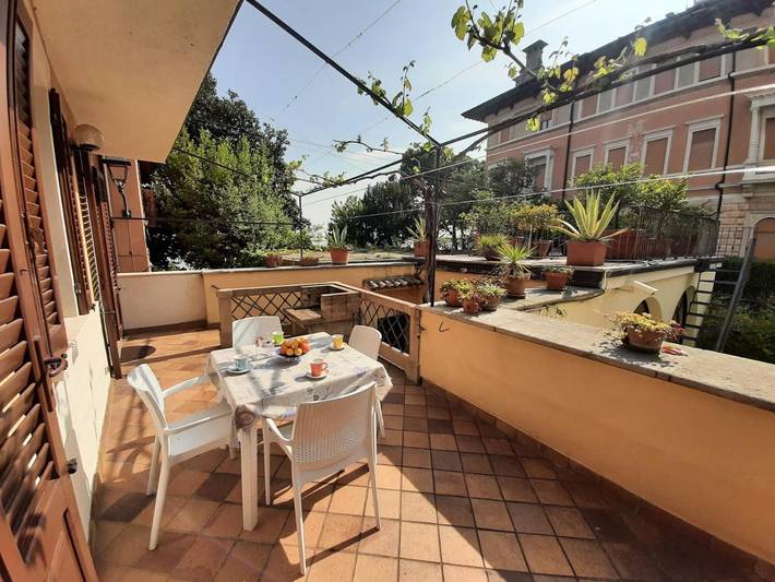 Gîte pour 2 personnes, avec vue ainsi que vue sur le lac et terrasse à Gargnano - 3