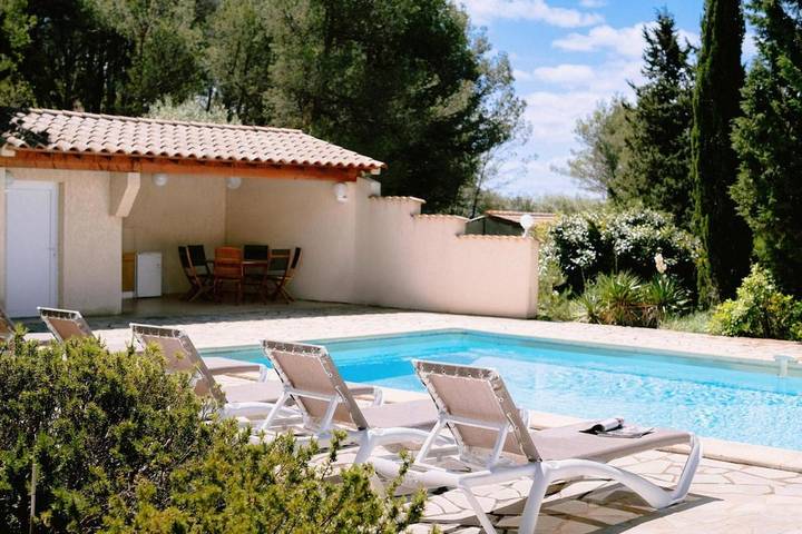 Location de vacances pour 8 personnes, avec Balcon et Terrasse ainsi que Jardin et Piscine à Azillanet - 3