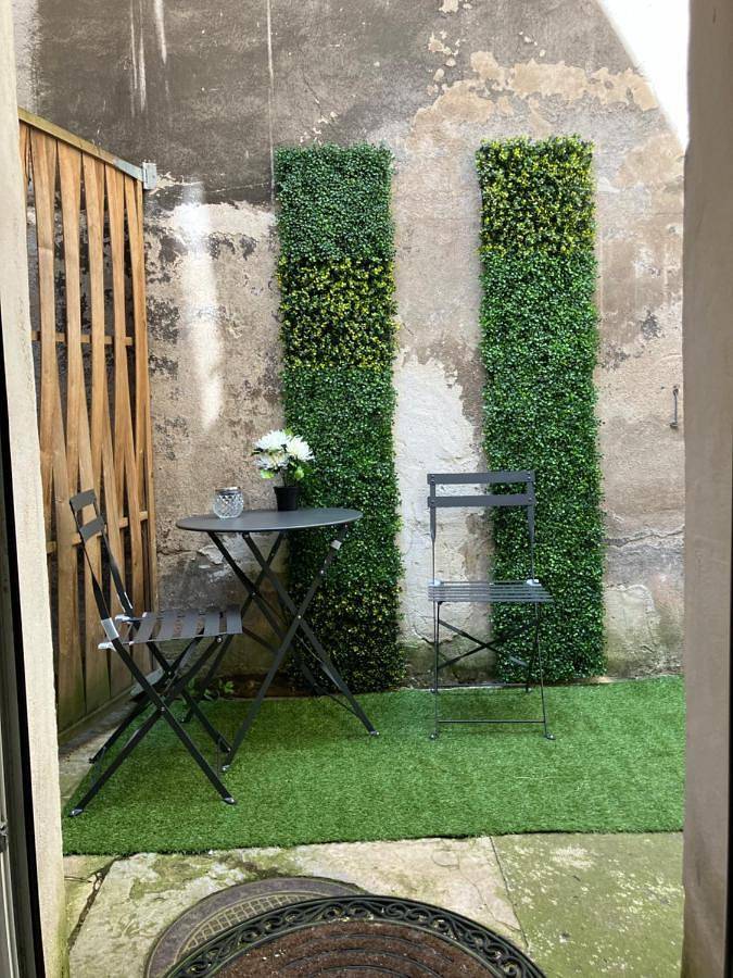 Gîte pour 2 personnes, avec terrasse, animaux acceptés dans Theatre Des Feuillants Dijon - 3