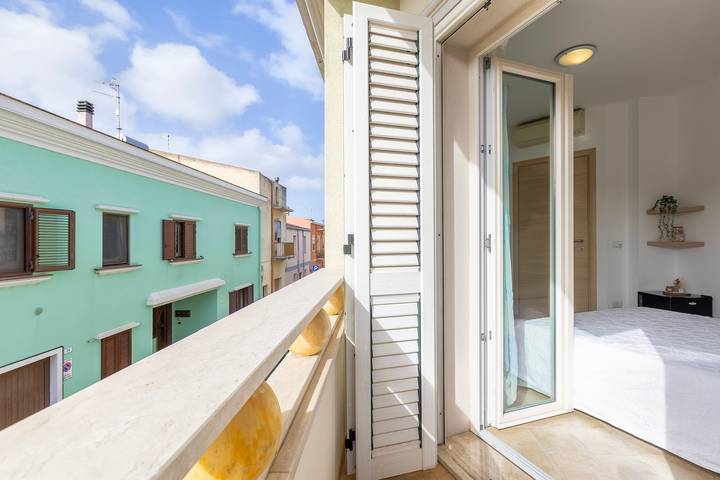 Ganze Wohnung, Zimmer 'L'Angolo- Camera 3' mit gemeinsamer Terrasse, Wlan und Klimaanlage in Porto Torres, Sassari Provinz