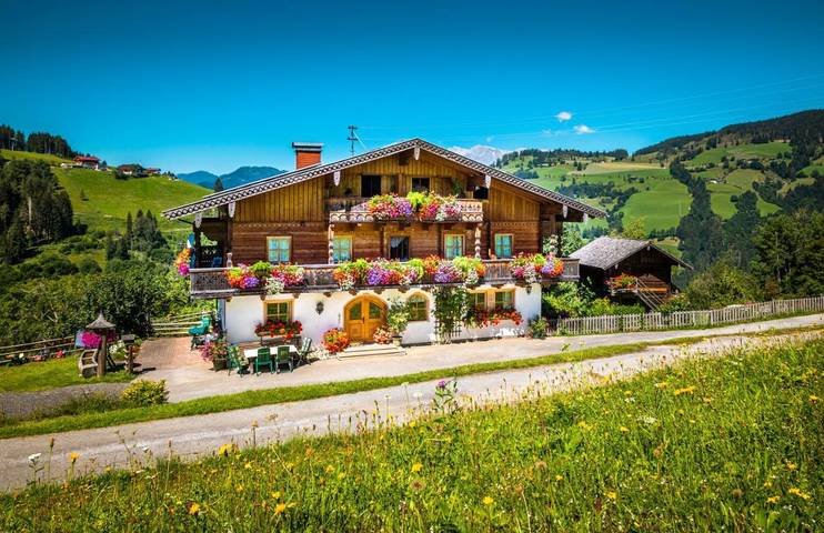 Ferienwohnung für 2 Personen, mit Balkon und Terrasse sowie Garten und Ausblick in Sankt Johann im Pongau