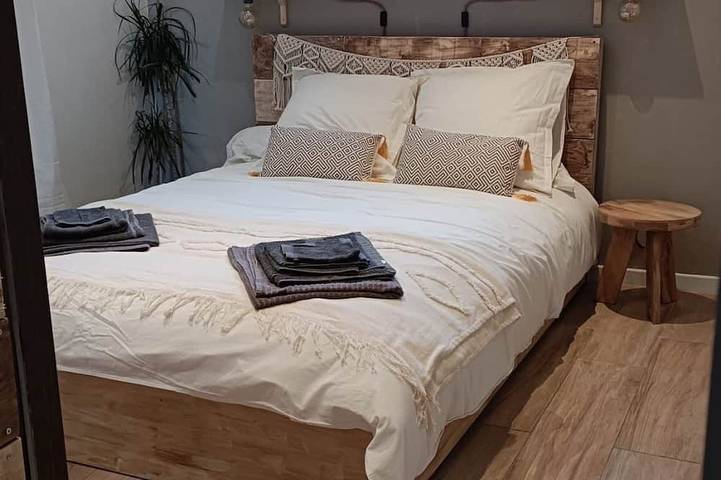 Location de vacances pour 8 personnes, avec jardin et balcon à Viens - 3