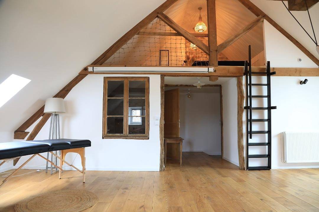Très grande maison en centre-ville avec jardin in Semur-en-Auxois, Montbard region