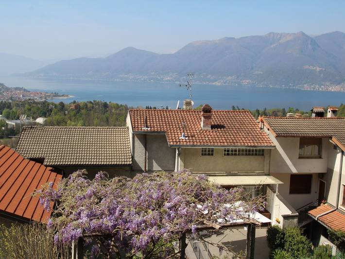 Ferienwohnung für 6 Personen, mit Balkon und Garten sowie Seeblick in Comune di Luino - 2