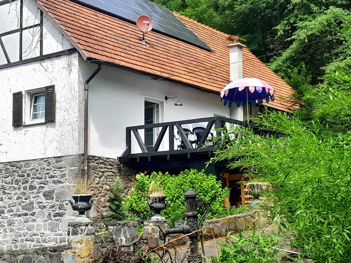 Appartement entier, Appartement 'Hohlmühle Vogelsberg Hessen absolute Alleinlage' avec Wi-Fi, terrasse privée et jardin in Feldatal, Région de Vogelsberg