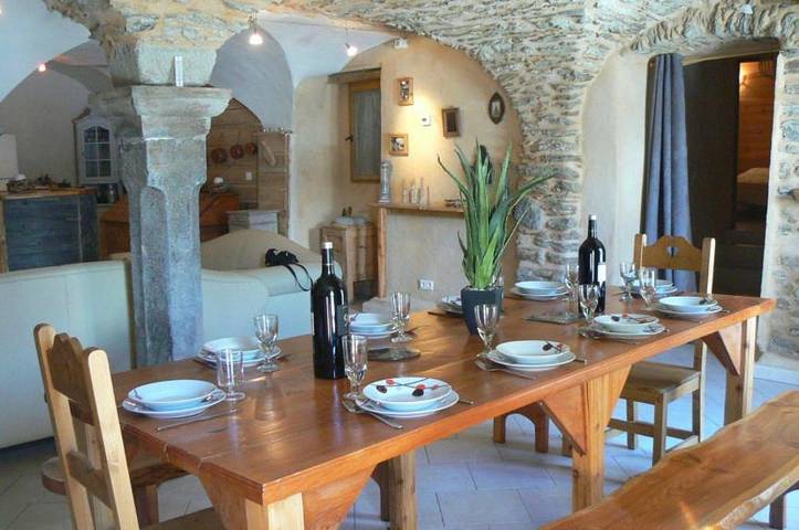 Gîte pour 8 personnes, avec terrasse ainsi que jardin et vue dans Station De Saint Veran - 3