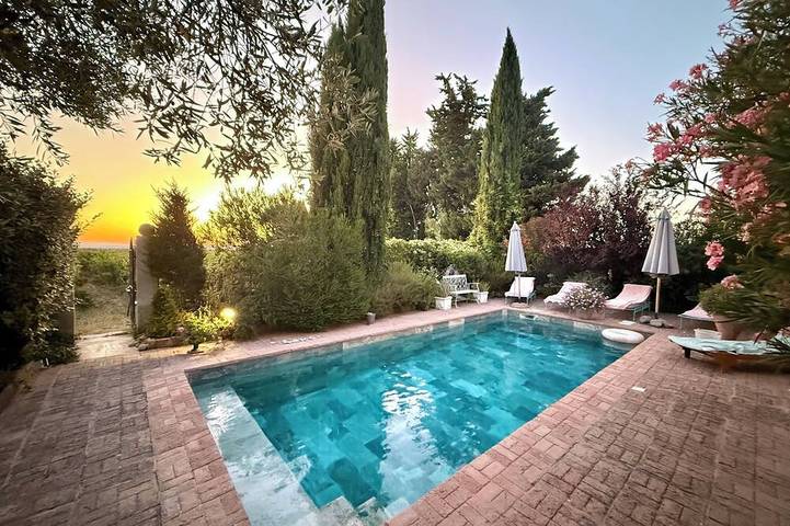 Location de vacances pour 2 personnes, avec piscine à Vacqueyras