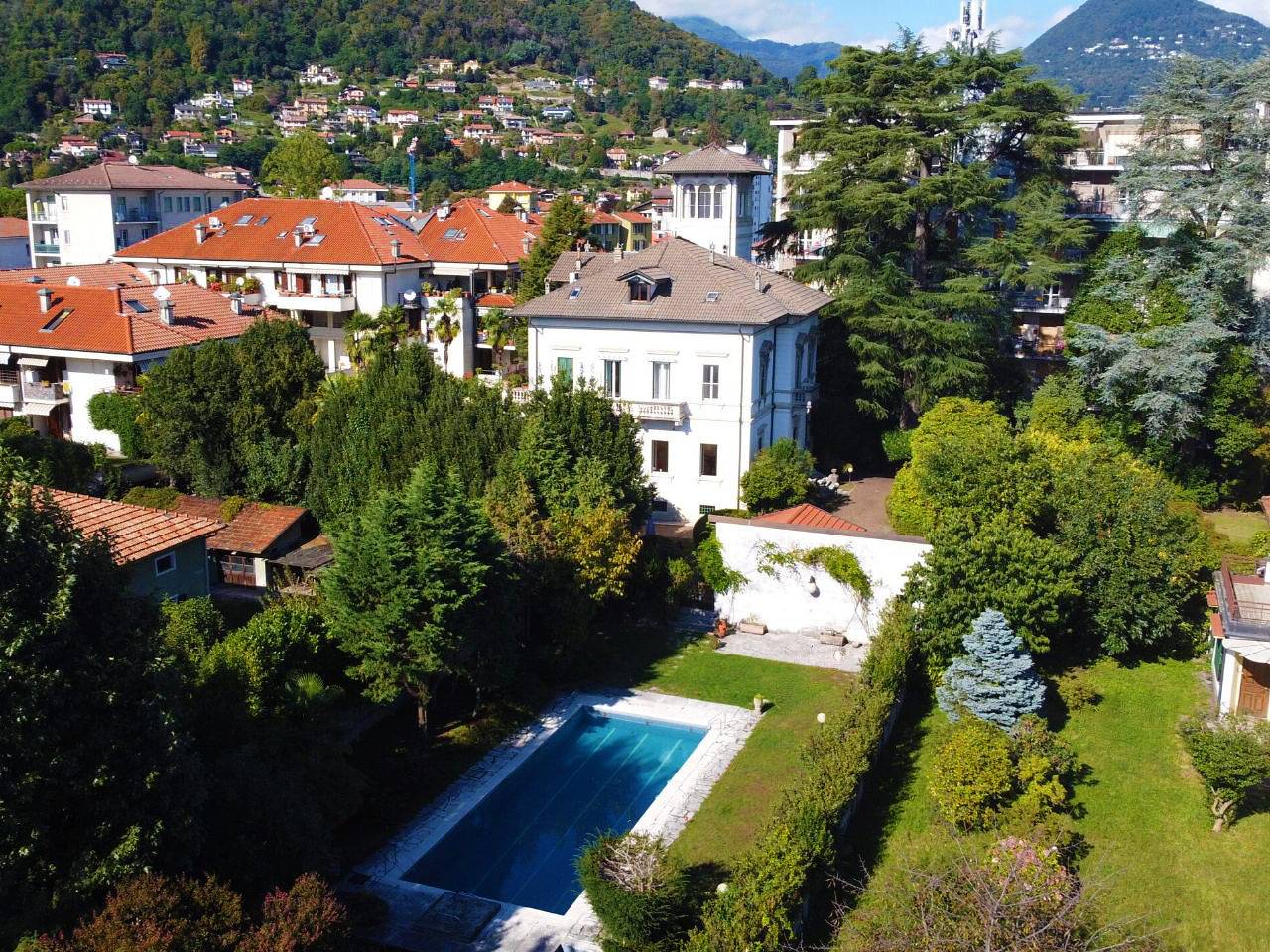 Ganze Wohnung, Emy charming apartment with pool in Verbania, Comune di Verbania