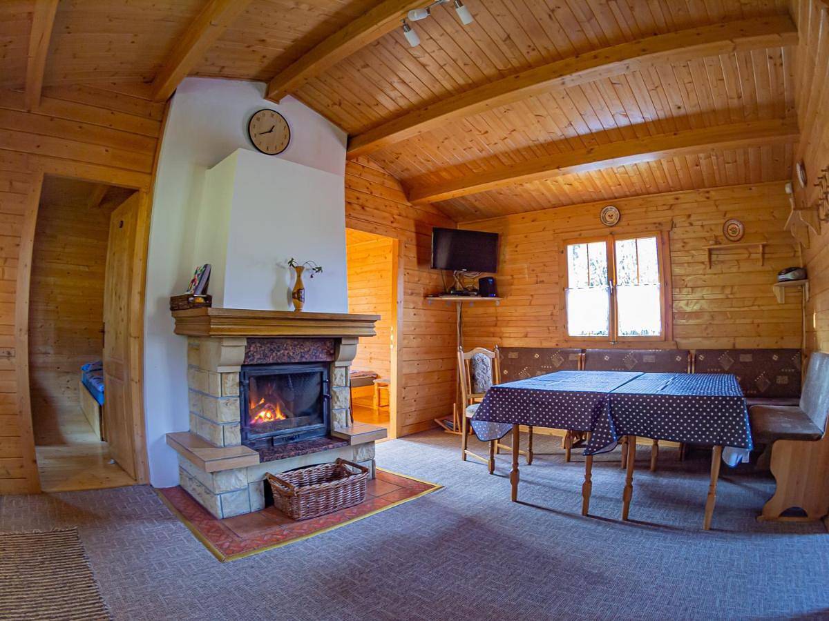 Three-Bedroom Chalet in Oszczadnica, Środkowa Słowacja