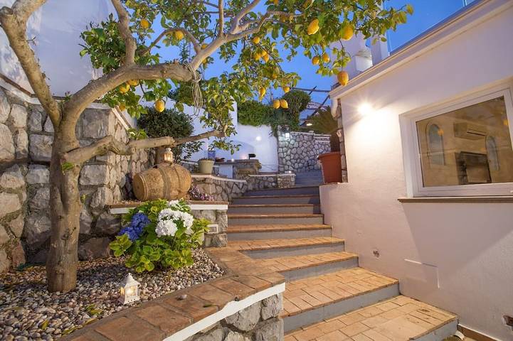 Casa vacanza per 6 persone, con balcone e giardino - 1