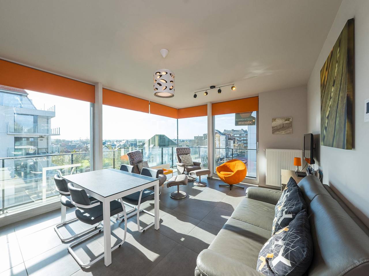 Geheel appartement, Lichtrijk appartement met 2 slaapkamers in Middelkerke, Belgische Kust