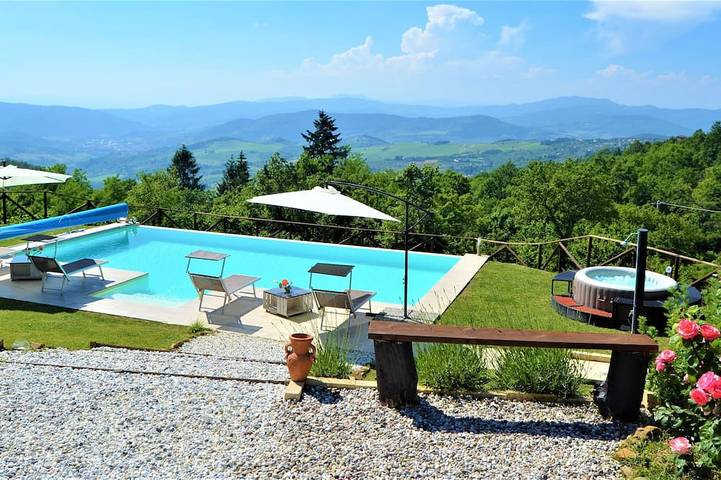 Casa vacanza per 8 persone, con giardino e idromassaggio - 1