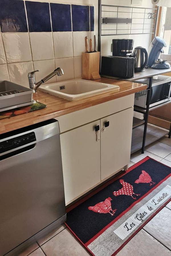 Location de vacances pour 14 personnes, avec jardin et terrasse dans Ébreuil - 3